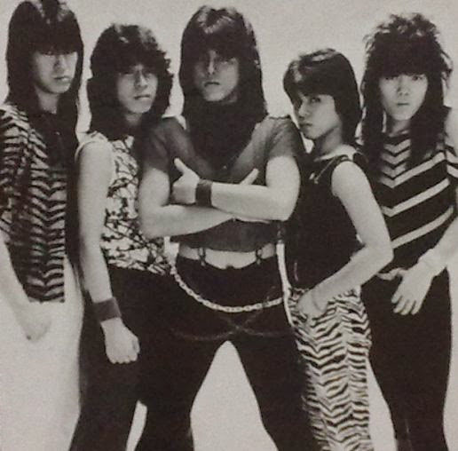 MAKE-UP / メイクアップ ページ-